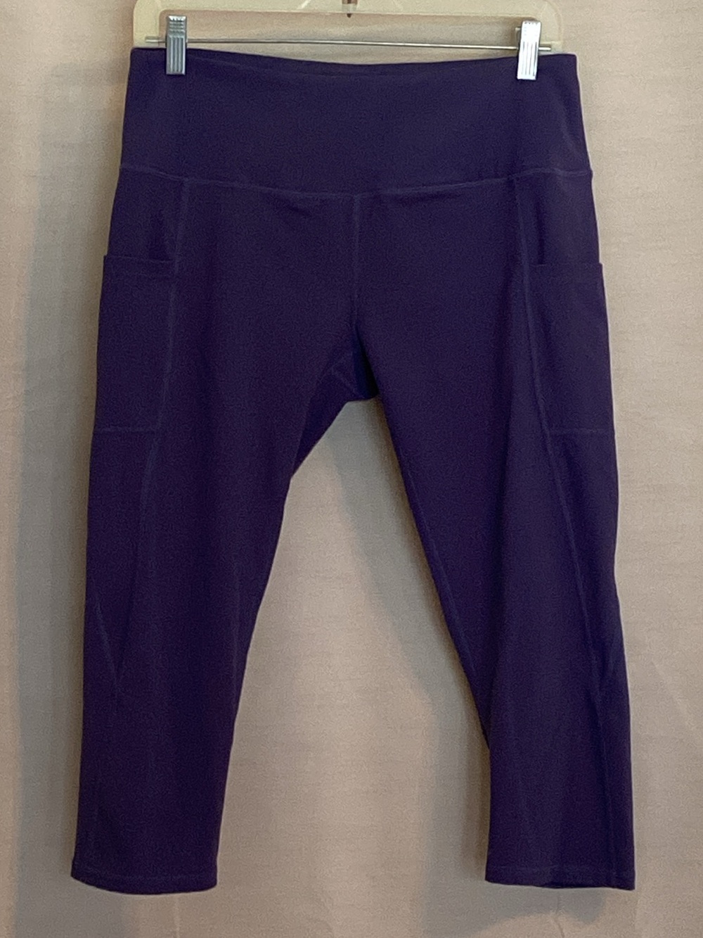 Purple High-Waist Capri-length Leggings